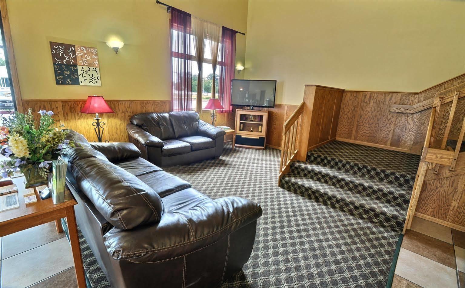 Motel Clarion Pointe Bay Near Stadium 3*